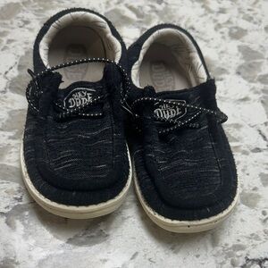 Hey Dude Wally Toddler Stretch Size 9TD Black Shoes Preowned